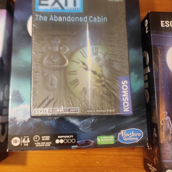 Board games: 3xClue + 1x Exit - Picture 2 of 6